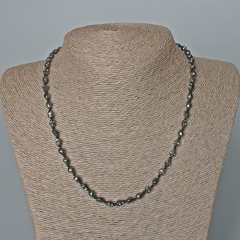 Колие от гематит „Череп“, диаметър 5×6×5 мм ±, дължина 46 см ±