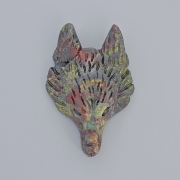 Кулон «Вълк» от яшма кръв дракона, естествен камък, диаметър 39×25 мм, отвор за шнур 2,2 мм