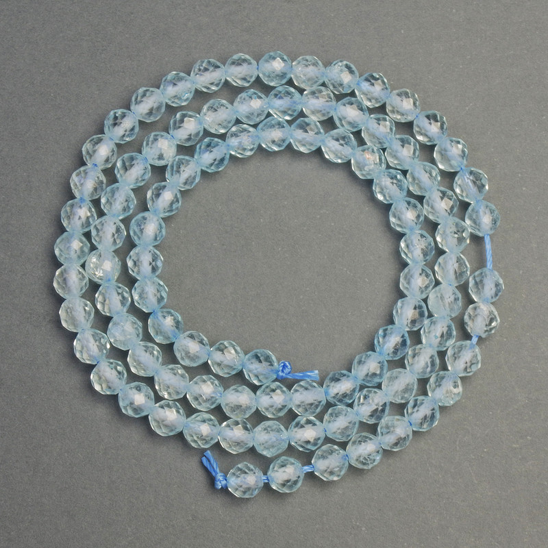 Грановани мънисти от естествен камък Топаз, сферични, диаметър около 4 мм, дължина 38 см ±