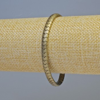 Гривна от гематит със змийска верижка, зигзагообразен модел, цвят матова бронза, диаметър 5×4×3 мм, дължина 18 см, еластична основа