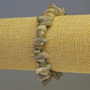 Браслет от естествен лабрадорит, късчета с размери 10×15 мм, дължина 18 см, еластична лента