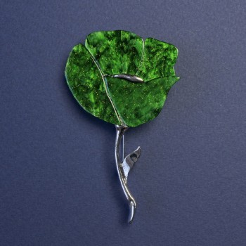 Брошка Мак зелено перлово покритие със сребрист метал 76×46 мм+