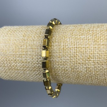 Гривна от златист хематит със шестоъгълници, диаметър 8x5 мм ±, дължина 18 см ±, еластична основа