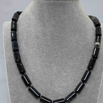 Намисто от ахат – гладък цилиндър, диаметър 15×8 мм, дължина около 45 см, с закопчалка