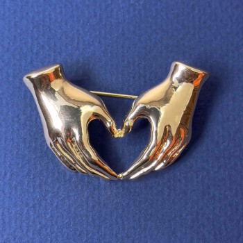 Брошка Ръце златист метал 42×28 мм+