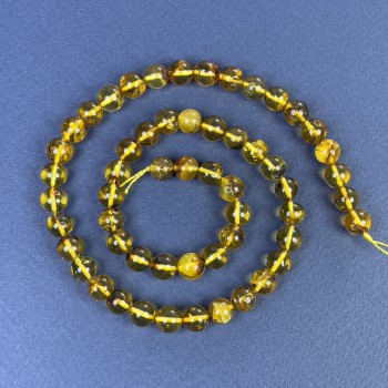 Янтарни мънисти, гладка топка 8 мм ± на конец, дължина 39 см ±