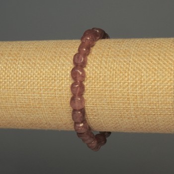 Браслет от ягодов кварц, фасетирани мъниста, диаметър 8×7 мм, дължина 18 см ±, еластична основа