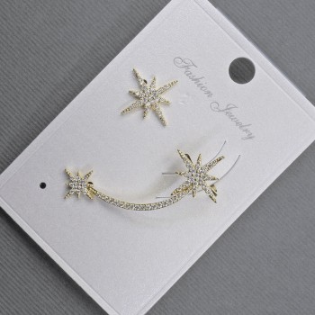 Обички пусети с кафом за ухото, златист метал, 13х37 мм ± бели стрази