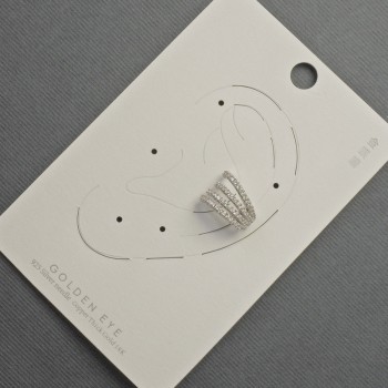 Сережка-каф за ухото от сребрист метал 10×14 мм ± бели кристали