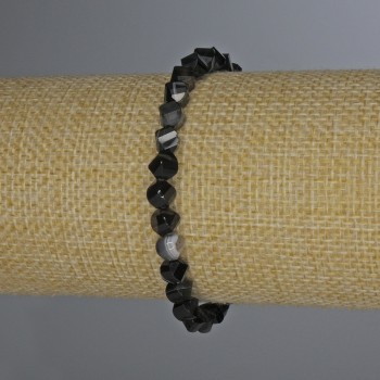 Браслет от гранен ахат с ромбовидна форма, диаметър около 6×5 мм, дължина 18 см ±, еластична основа