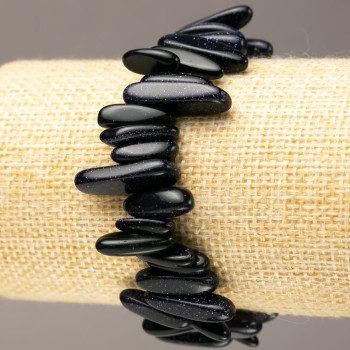 Гривна от естествен камък авантюрин „Син пясък на Нощта на Каира“ частички „игла“ на ластик d 13-24х3-6(+-)мм обиколка на китката 18 см