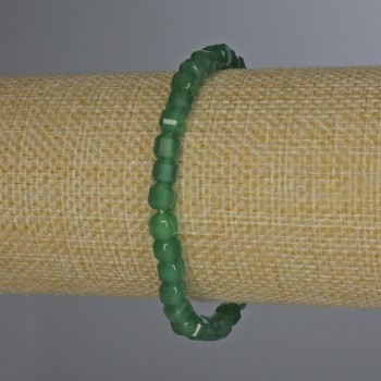 Гривна от хризопраз, грановани кубчета 5×5 мм, дължина 18 см, еластична