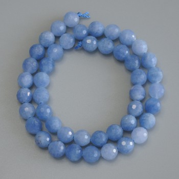 Аквамаринови грановани мъниста, диаметър 8 мм, дължина около 37 см, на конец