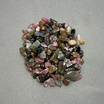 Натурален камък турмалин гранули без дупка 3–8×3–5 мм+- (за 100 г+-)