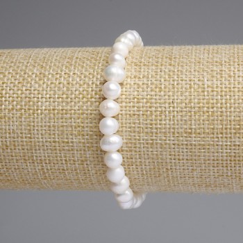 Гривна с пресноводни перли 6–7×6–6 мм ±, дължина 18 см ± еластична