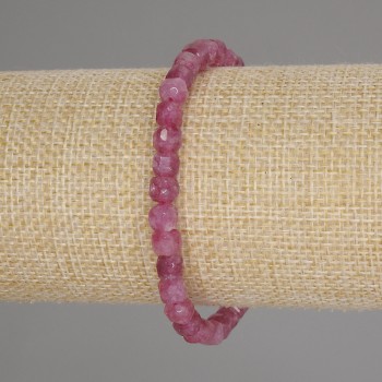 Гривна от турмалин с грановани кубчета, размер 5×5 мм, дължина 18 см, еластична основа