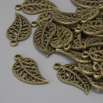 Висулка «Лист» бронзов цвят, диаметър 18x10 мм, отвори за уши 1,5 мм, фасовка 27 бр.