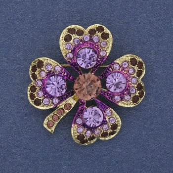 Брошка-медальон Детелина с виолетови кристали и златист метал, диаметър 35 мм +