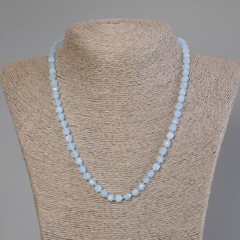 Намисто от Аквамарин, гранени кубчета, диаметър 5х5 мм, дължина 50 см ± с закопчалка