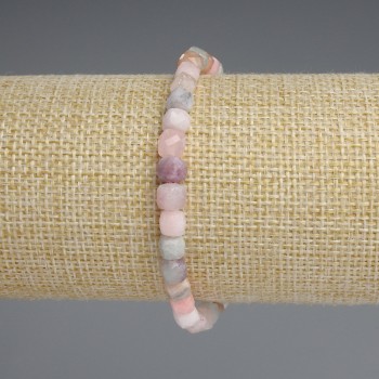 Гривна от жадеит гранени кубчета, диаметър 5,5х5 мм ± стрейч дължина 18 см