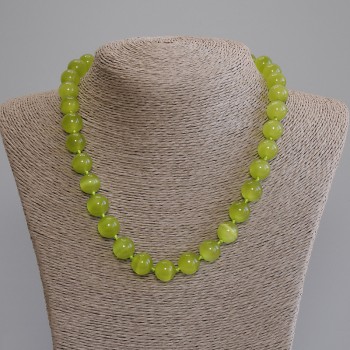 Колие котешко око – гладка топка, диаметър 12 мм, дължина около 50 см, със закопчалка