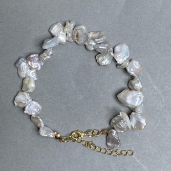 Гривна с барокови перли, диаметър 8–15×9–10 мм, дължина 19 см ±5 см - удължаващ синджир