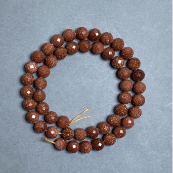 Мъниста авантюрин „Златен пясък“ – гранована мъниста, диаметър около 8 мм, на конец, дължина около 38 см