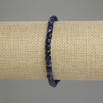 Браслет от содалит грановани кубчета 4,5×4,5 мм +-, дължина около 18 см +