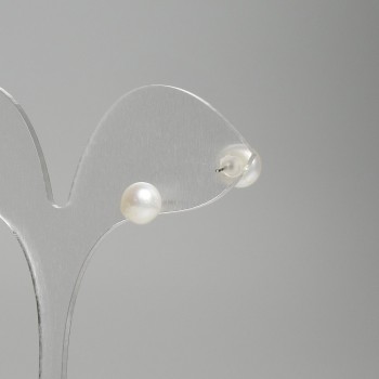 Обици-пусети пресноводни перли, диаметър 7 мм+