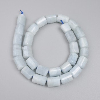 Аквамарин мъниста, триъгълна фасета, размер около 10–16×10 мм, на нишка, дължина 39 см+