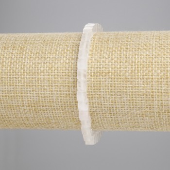 Гривна с горен кристал, кубчета 4,5×4,5 мм, дължина около 18 см, еластична