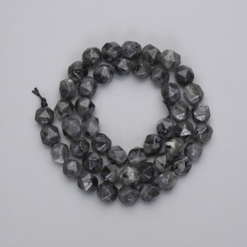 Мъниста лабрадорит многогранни, диаметър около 8×7 мм, на конец с дължина около 37 см