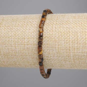 Браслет с грановано тигрово око, грановано кубче, диаметър 4×4 мм, дължина около 18 см, еластична основа