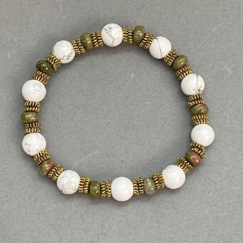 Браслет от кахолонг мънисти 8 мм +- Хелиотроп рондел 6х3 мм +-, дължина 18 см +- еластичен