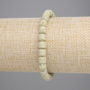 Гривна от салатова вулканична лава, цилиндрични мъниста, диаметър 6×6 мм, дължина 18 см, еластична основа