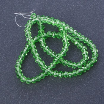 Мъниста от чешки кристал прозрачен, светло-зелен цвят, дължина 40 см, диаметър 6 мм