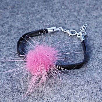 Браслет от лилава естествена козина