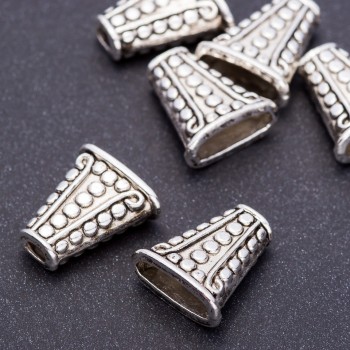 Крайник за мъниста в цвят „старо сребро“, диаметър 17×18×8 мм, отвори 3×4 мм, опаковане 20 г ± 7 бр.