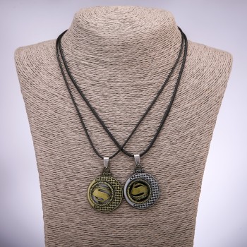 Парни медальони за приятелство „Супермените“, дължина 42–48 см, диаметър 30 мм