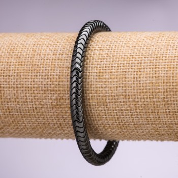 Браслет с хематит рондел, зигзагообразен назъбен кант, кръгла форма, диаметър 6×4 мм, дължина 18 см