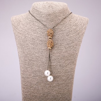 Висулка във форма на вратовръзка с жълти стрази на дълъг ланец метал в цвета черно злато, диаметър 16×48 мм, дължина 70 см