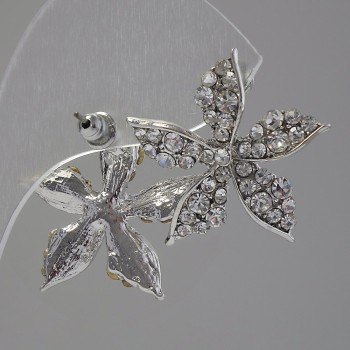 Овеци-пусети „Цвете“, бели кристали, метал под сребро, 2,5 см