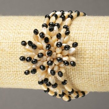 Гривна на ластик от перламутър и чешко стъкло