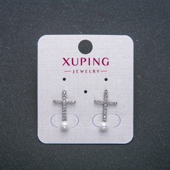 Обeци-пусети с кръст Xuping, родиево покритие, с бели кристали и мъниста, диаметър 18×10 мм