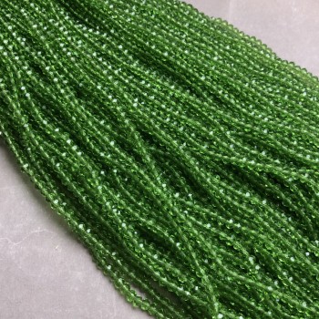 Мъниста от чешки кристал на конец, светло зелени прозрачни грановани рондели, диаметър 3,5×3 мм, дължина 36–38 см