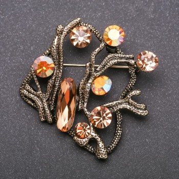 Голяма брошка Акцент с жълти кристали «хамелеон» жълт метал 55×55 мм