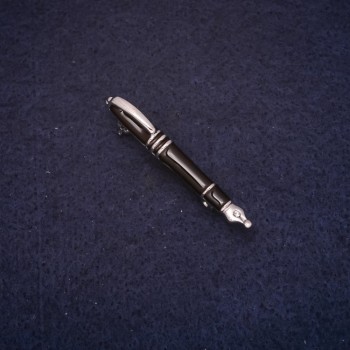 Брошка „Писалка“ 5×45 мм емал цвят черен метал сребрист