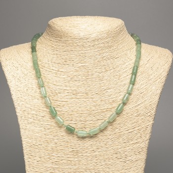 Колие от естествен нефрит, гладък цилиндричен елемент, диаметър 10×6 мм, дължина около 50 см +-