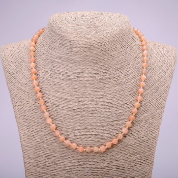 Огърлица от естествен селенит, гладко топче, диаметър около 6 мм, дължина 48 см