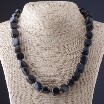 Колие със соколино око, кубична фасетирана огранка, 8×12 мм, дължина 50 см